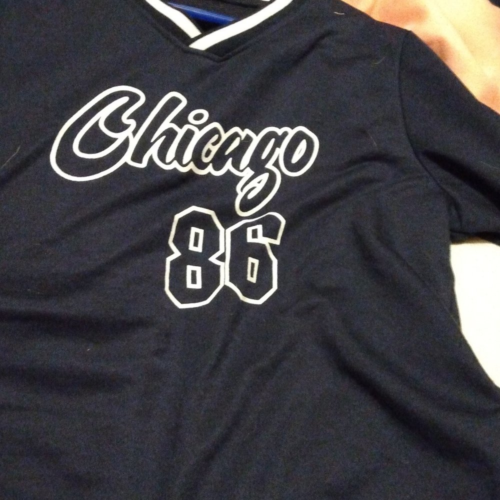 Navy blue Chicago pull over